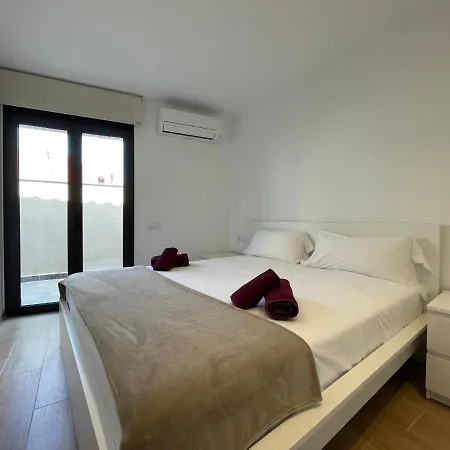 Deluxe 2 By Costabravaway Apartment